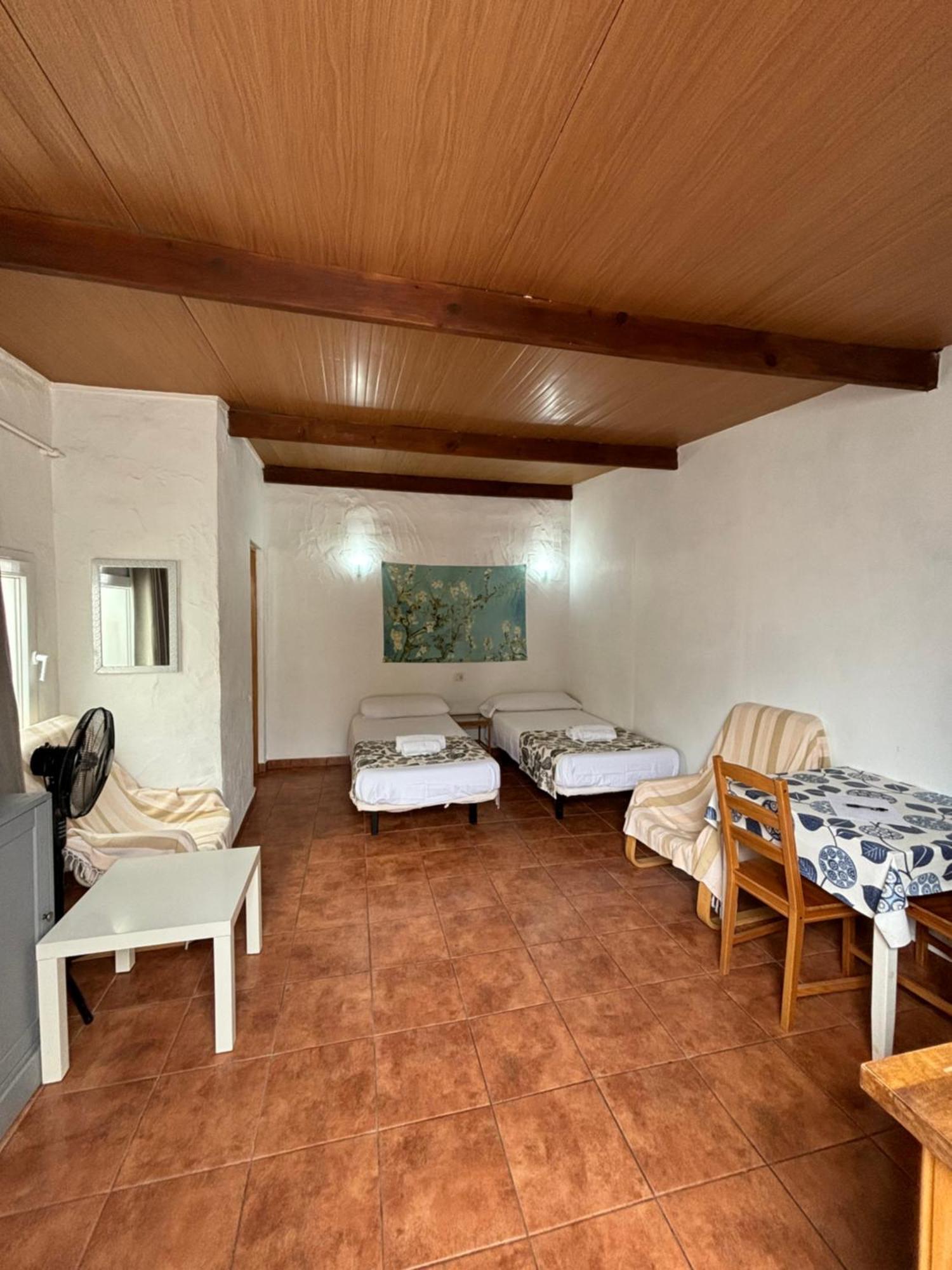 Apartamentos Y Habitaciones Villa Marina La Caleta  Exterior photo